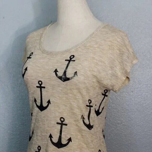 FREE KISSES Anchors Top Natural Color Size Medium - Picture 5 of 9